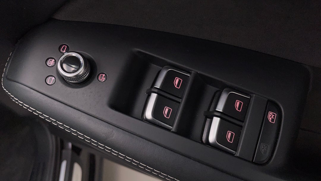 2016 Audi Sq5 3.0 Tdi Quattro, Automatic, 113922 km, Drivers Side Door Panel Controls