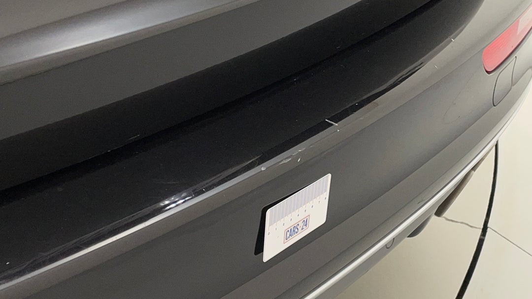 2016 Audi Sq5 3.0 Tdi Quattro, Automatic, 113922 km, Door Interior Front LHS Scratch