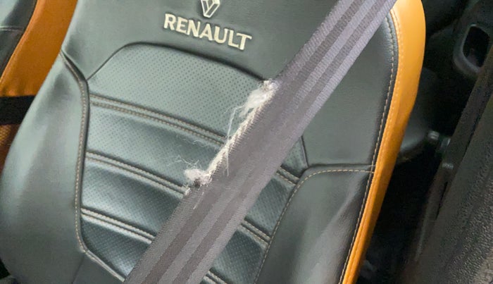 2017 Renault Kwid RXT, Petrol, Manual, 17,729 km, Front left seat (passenger seat) - Seat belt slightly torn