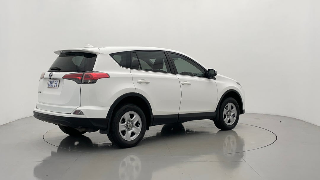 Right Back Diagonal (45- Degree) View