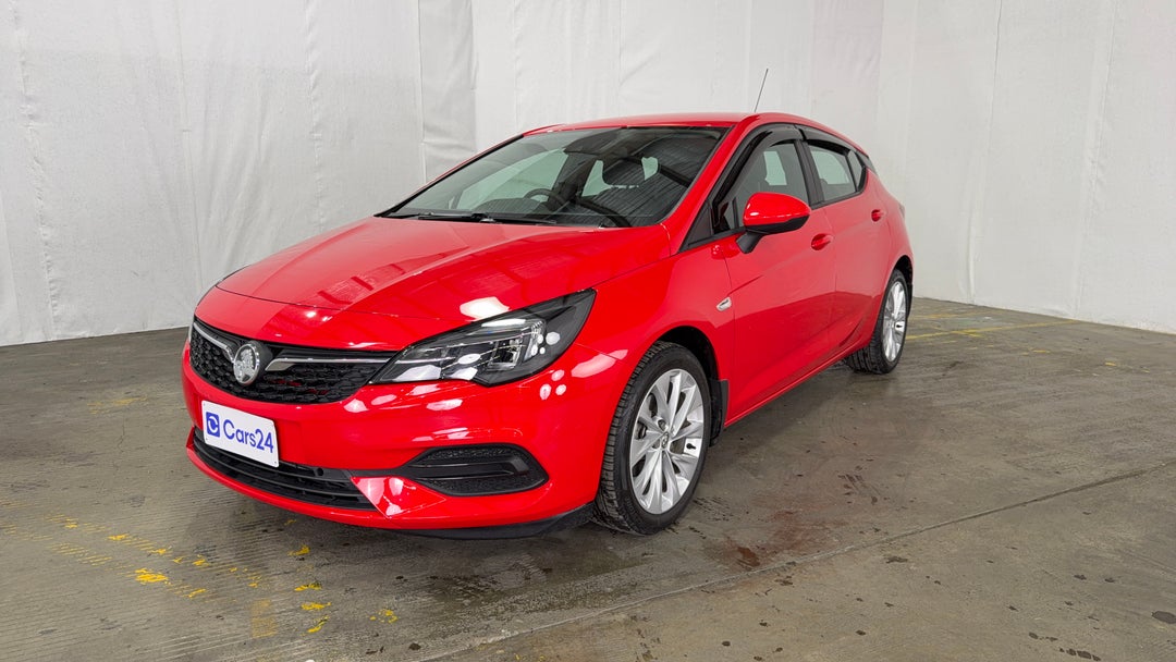 Left Front Diagonal (45- Degree) View