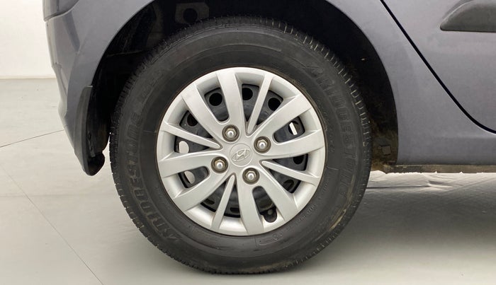 2014 Hyundai i10 SPORTZ 1.1 IRDE2, Petrol, Manual, 34,043 km, Right Rear Wheel