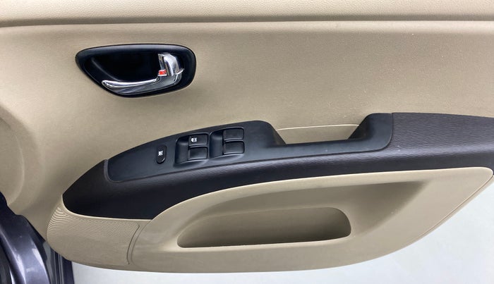 2014 Hyundai i10 SPORTZ 1.1 IRDE2, Petrol, Manual, 34,043 km, Driver Side Door Panels Control