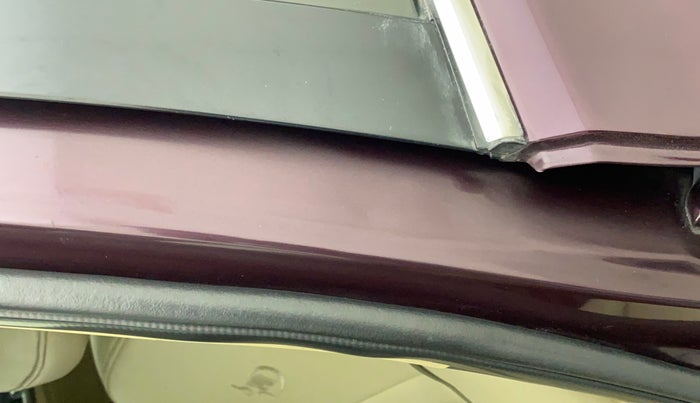 2011 Hyundai Verna FLUIDIC 1.6 CRDI EX, Diesel, Manual, 83,963 km, Left B pillar - Paint is slightly faded