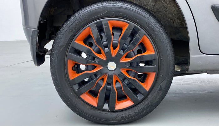 2015 Maruti Wagon R 1.0 VXI, Petrol, Manual, 26,359 km, Right Rear Wheel