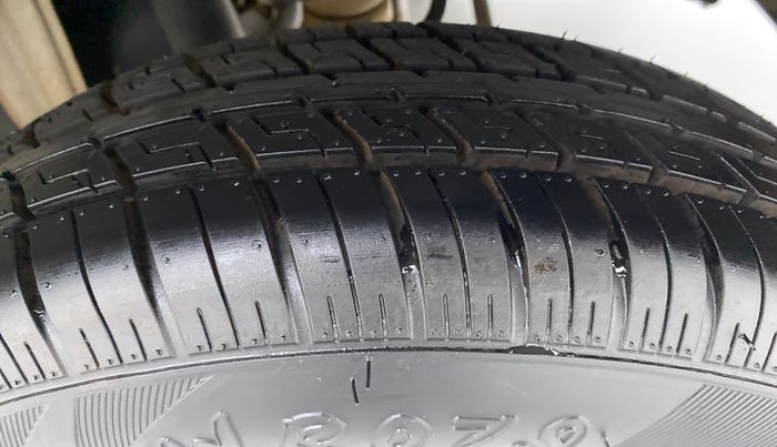 2017 Maruti Alto 800 LXI, Petrol, Manual, 36,775 km, Left Rear Tyre Tread