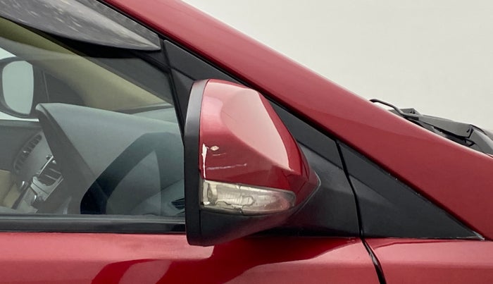 2016 Hyundai Verna 1.6 VTVT SX AT, Petrol, Automatic, 34,108 km, Right rear-view mirror - Indicator light has minor damage