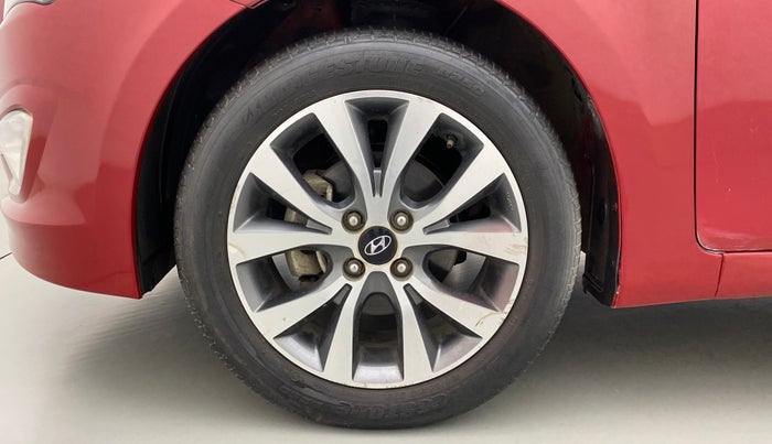 2016 Hyundai Verna 1.6 VTVT SX AT, Petrol, Automatic, 34,108 km, Left Front Wheel