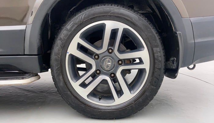 2018 Tata Hexa Varicor 400 XTA, Diesel, Automatic, 45,844 km, Left Rear Wheel