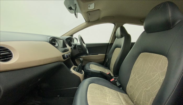 2016 Hyundai Grand i10 MAGNA 1.2 KAPPA VTVT, Petrol, Manual, 38,428 km, Right Side Front Door Cabin