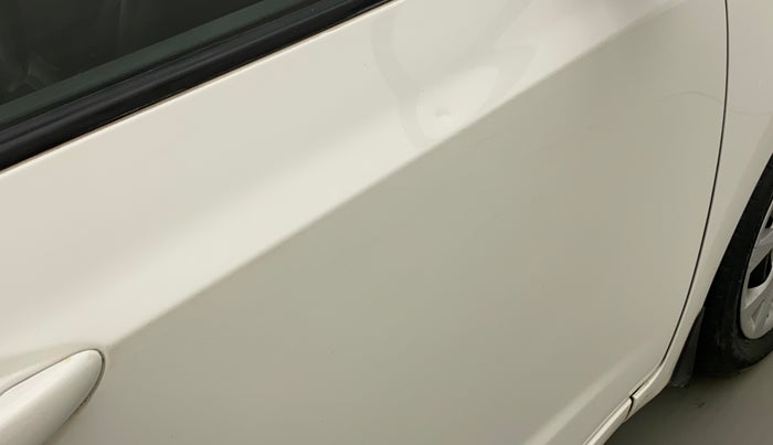 2016 Hyundai Grand i10 MAGNA 1.2 KAPPA VTVT, Petrol, Manual, 38,428 km, Driver-side door - Slightly dented