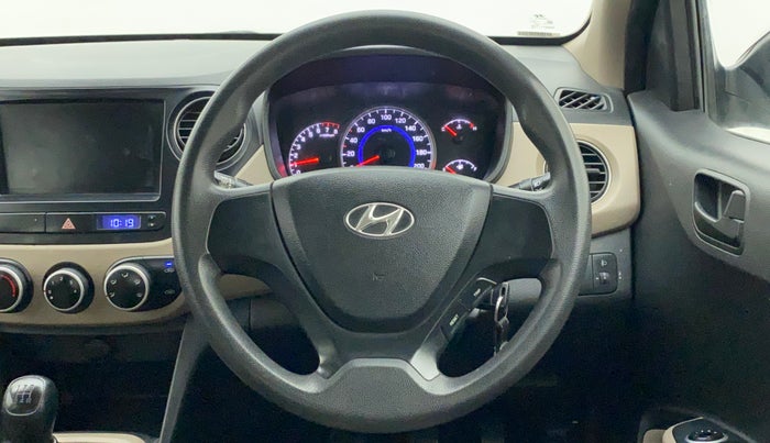 2016 Hyundai Grand i10 MAGNA 1.2 KAPPA VTVT, Petrol, Manual, 38,428 km, Steering Wheel Close Up
