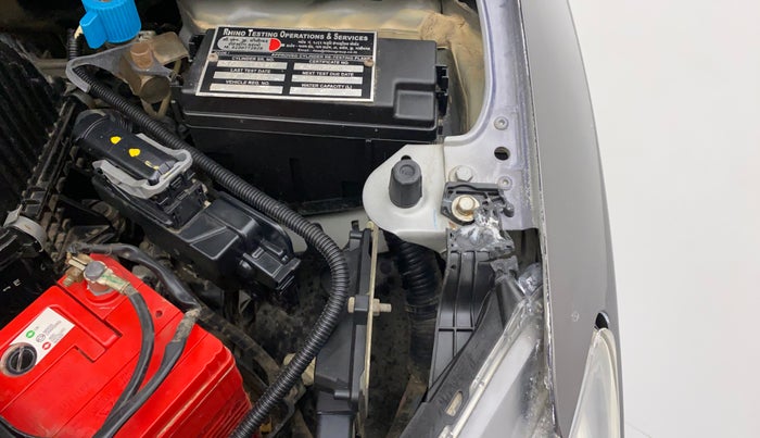 2018 Honda City 1.5L I-VTEC V MT, CNG, Manual, 1,11,068 km, Left headlight - Clamp has minor damage