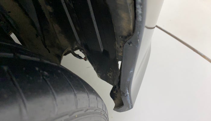 2018 Honda City 1.5L I-VTEC V MT, CNG, Manual, 1,11,068 km, Right fender - Lining loose