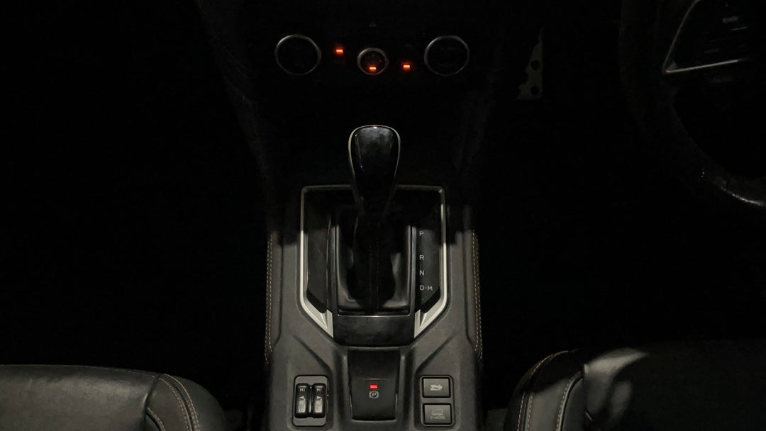 2017 Subaru XV 2.0i-s, Automatic, 109391 km, Gear Lever 