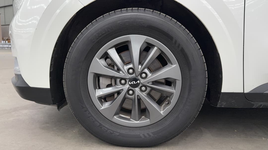 2022 Kia Carnival S, Automatic, 85981 km, Left Front Wheel