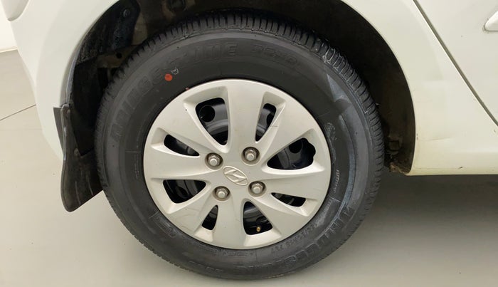 2013 Hyundai i10 SPORTZ 1.2, Petrol, Manual, 36,438 km, Right Rear Wheel