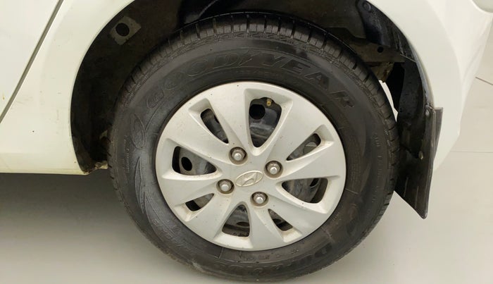 2013 Hyundai i10 SPORTZ 1.2, Petrol, Manual, 36,438 km, Left Rear Wheel