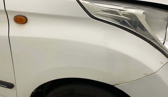 2016 Hyundai Eon SPORTZ, Petrol, Manual, 56,431 km, Right fender - Paint has minor damage