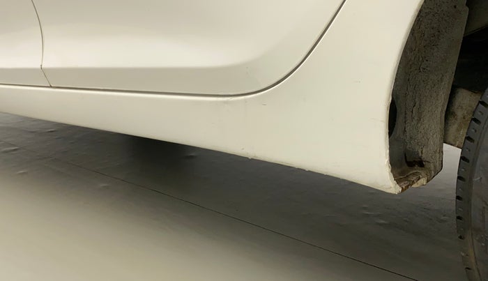 2016 Hyundai Eon SPORTZ, Petrol, Manual, 56,431 km, Left running board - Slight discoloration