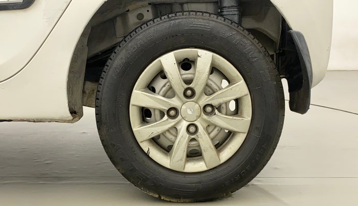 2016 Hyundai Eon SPORTZ, Petrol, Manual, 56,431 km, Left Rear Wheel