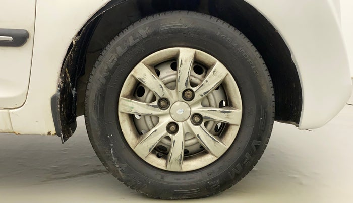 2016 Hyundai Eon SPORTZ, Petrol, Manual, 56,431 km, Right Front Wheel