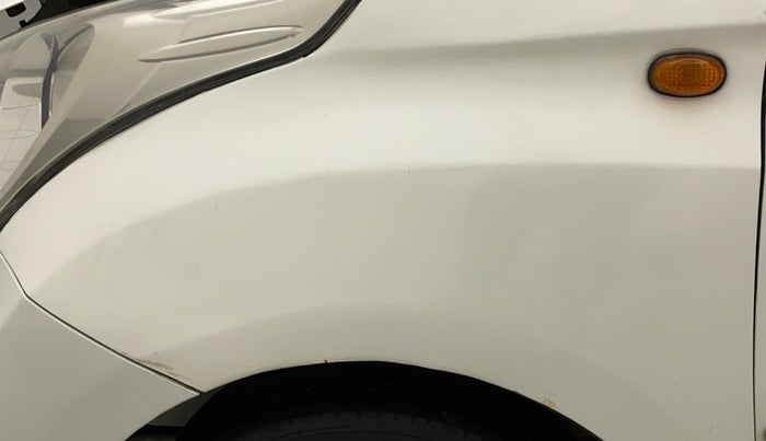 2016 Hyundai Eon SPORTZ, Petrol, Manual, 56,431 km, Left fender - Slight discoloration