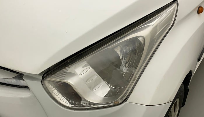 2016 Hyundai Eon SPORTZ, Petrol, Manual, 56,431 km, Left headlight - Minor scratches