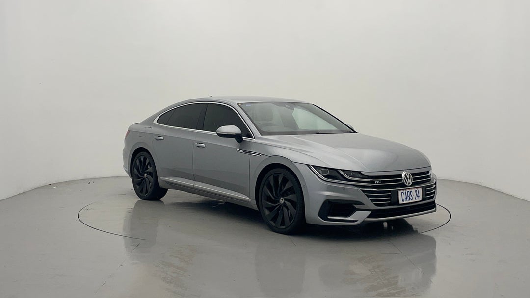 Right Front Diagonal (45- Degree) View