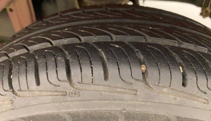 2013 Maruti Alto K10 VXI, Petrol, Manual, 82,482 km, Left Rear Tyre Tread