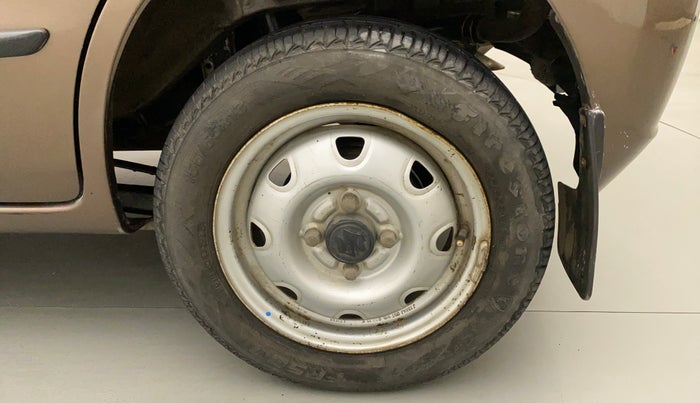2010 Maruti Zen Estilo LXI, Petrol, Manual, 53,773 km, Left Rear Wheel