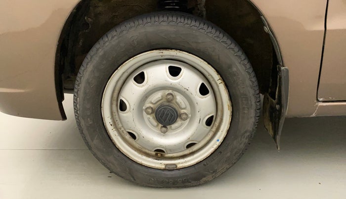 2010 Maruti Zen Estilo LXI, Petrol, Manual, 53,773 km, Left Front Wheel