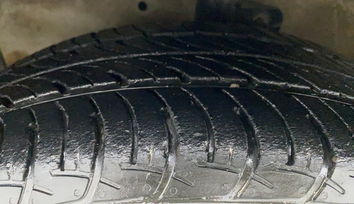 2018 Maruti Celerio ZXI AMT, Petrol, Automatic, 30,873 km, Left Front Tyre Tread