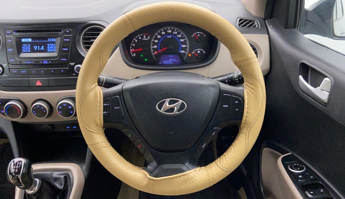 2015 Hyundai Grand i10 SPORTZ 1.1 CRDI, Diesel, Manual, 47,626 km, Steering Wheel Close Up