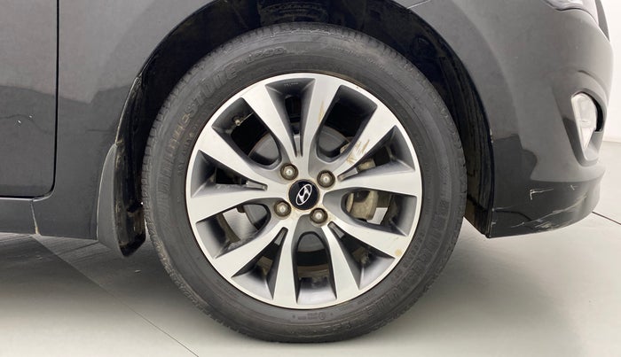 2016 Hyundai Verna FLUIDIC 1.6 SX VTVT, Petrol, Manual, 31,533 km, Right Front Wheel