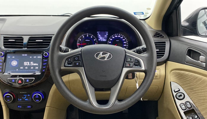 2016 Hyundai Verna FLUIDIC 1.6 SX VTVT, Petrol, Manual, 31,533 km, Steering Wheel Close Up