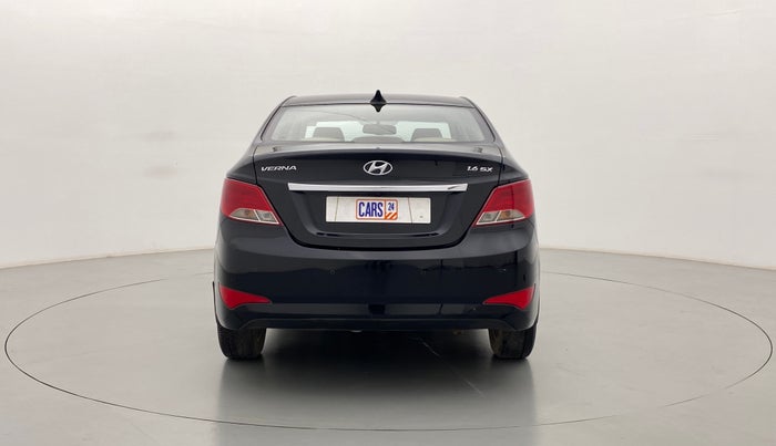 2016 Hyundai Verna FLUIDIC 1.6 SX VTVT, Petrol, Manual, 31,533 km, Back/Rear