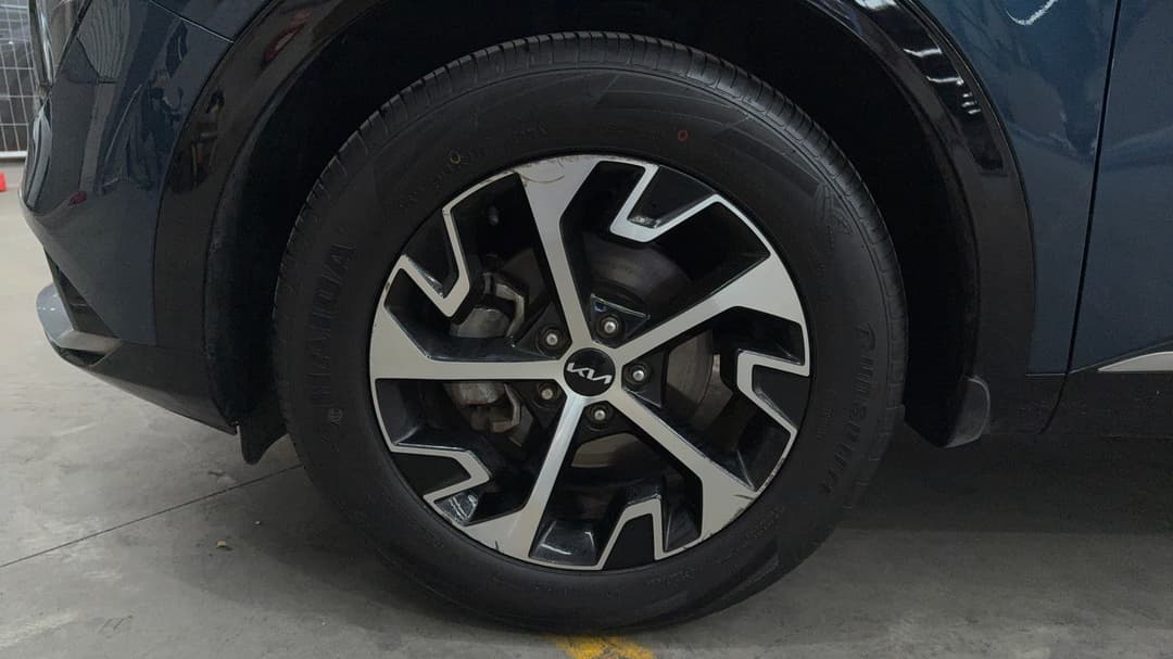 2022 Kia Sportage Sx (FWD), Automatic, 61897 km, Left Front Wheel