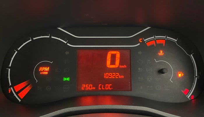 2021 Renault Kwid 1.0 RXL, Petrol, Manual, 10,957 km, Odometer Image
