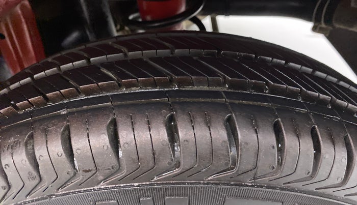 2018 Maruti Alto 800 LXI, Petrol, Manual, 32,468 km, Left Rear Tyre Tread