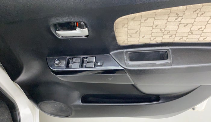 2018 Maruti Wagon R 1.0 VXI, Petrol, Manual, 13,529 km, Driver Side Door Panels Controls