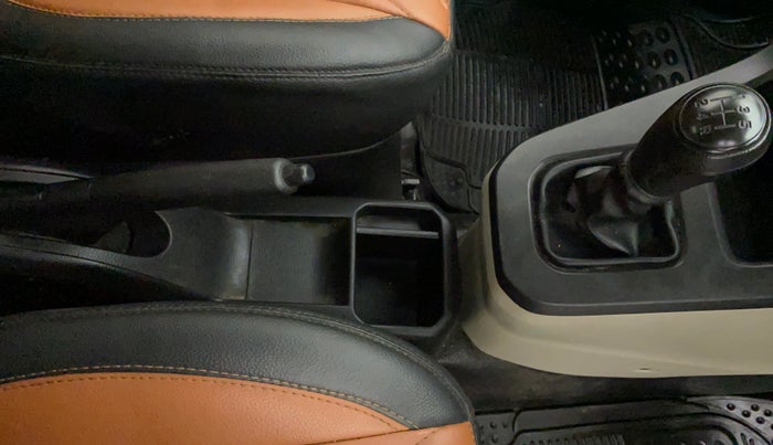 2019 Maruti New Wagon-R LXI CNG (O) 1.0, CNG, Manual, 60,155 km, Gear Lever