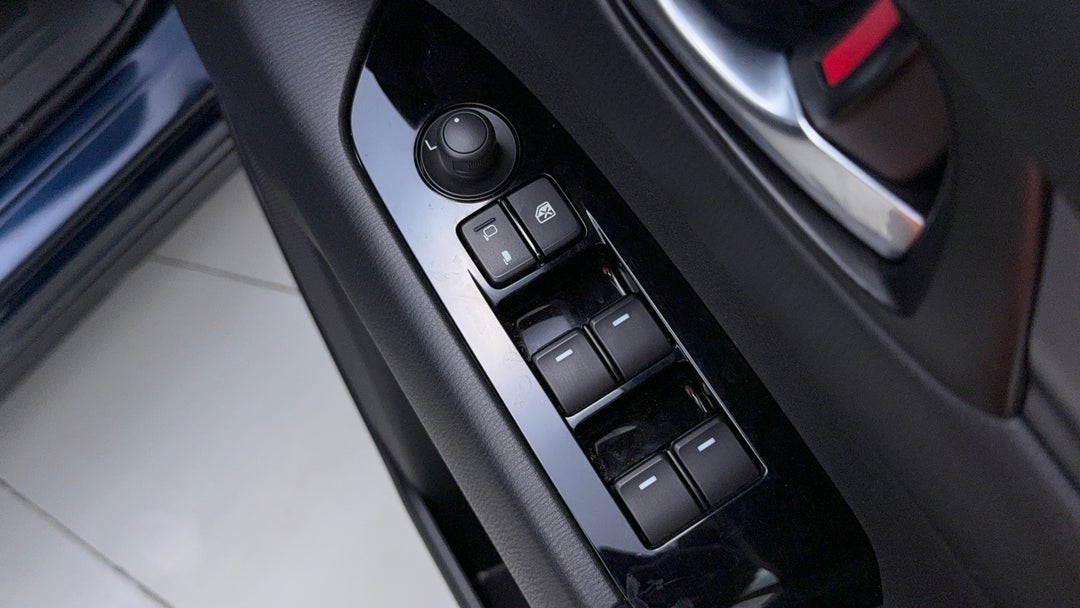 Drivers Side Door Panel Controls