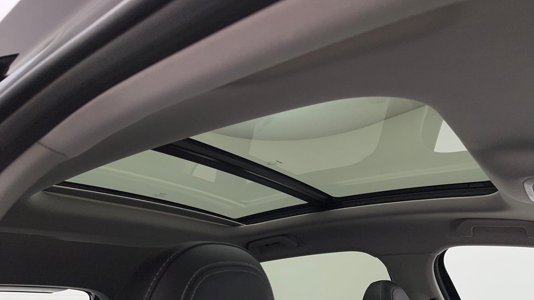 Interior Sunroof/Moonroof