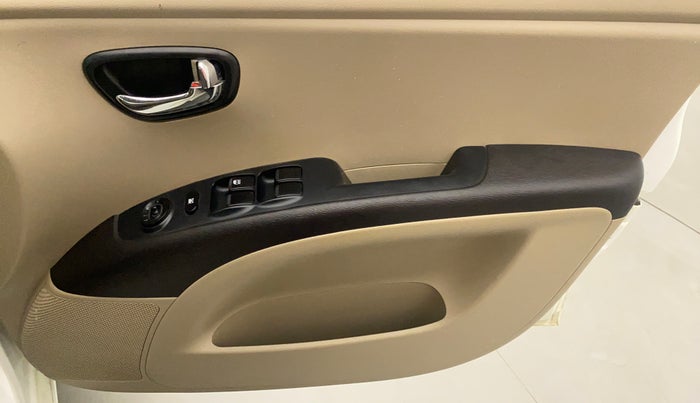 2011 Hyundai i10 MAGNA 1.2, Petrol, Manual, 47,160 km, Driver Side Door Panels Control