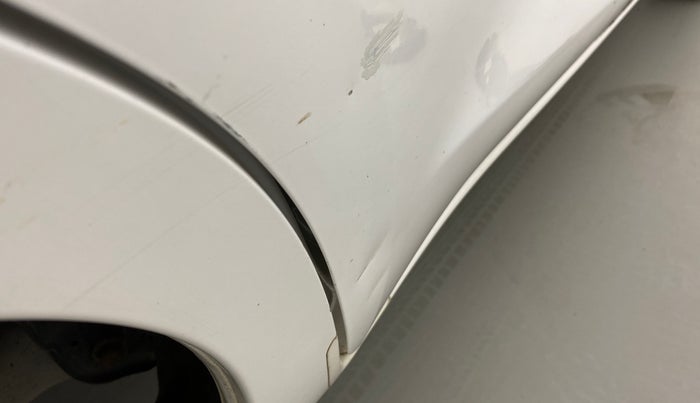 2018 Datsun Redi Go GOLD LIMITED EDITION, Petrol, Manual, 77,498 km, Right rear door - Slightly dented
