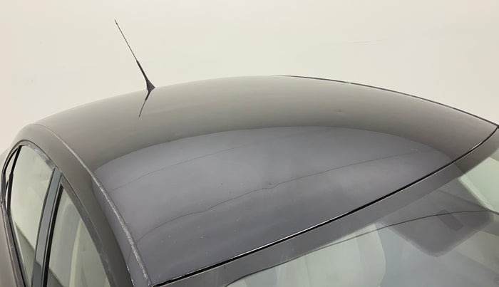 2011 Volkswagen Vento COMFORTLINE 1.6, Petrol, Manual, 61,436 km, Roof - <3 inch diameter