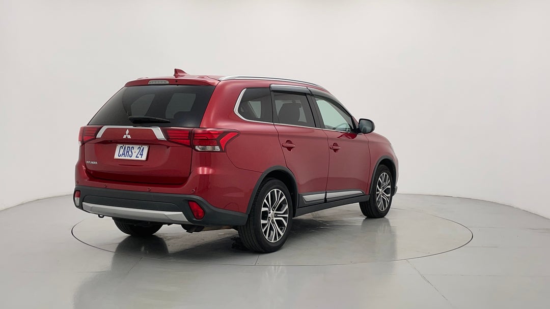 Right Back Diagonal (45- Degree) View