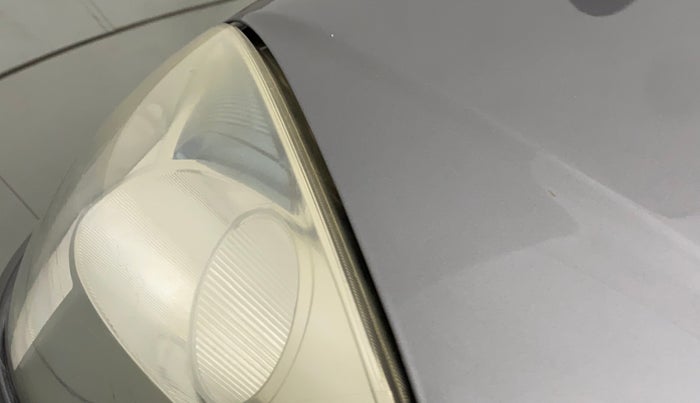 2014 Maruti Wagon R 1.0 LXI CNG, CNG, Manual, 57,238 km, Left headlight - Clamp has minor damage
