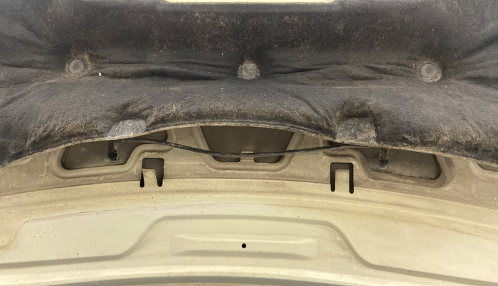 2016 Ford Ecosport 1.5 TITANIUM TI VCT, Petrol, Manual, 87,565 km, Bonnet (hood) - Insulation cover has minor damage